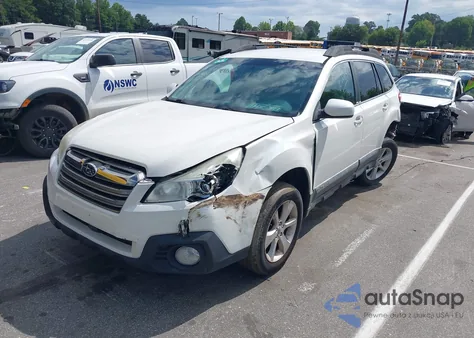 2013 Subaru Outback 2.5I Premium z USA, uszkodzony, nr VIN 4S4BRBCC6D3288008